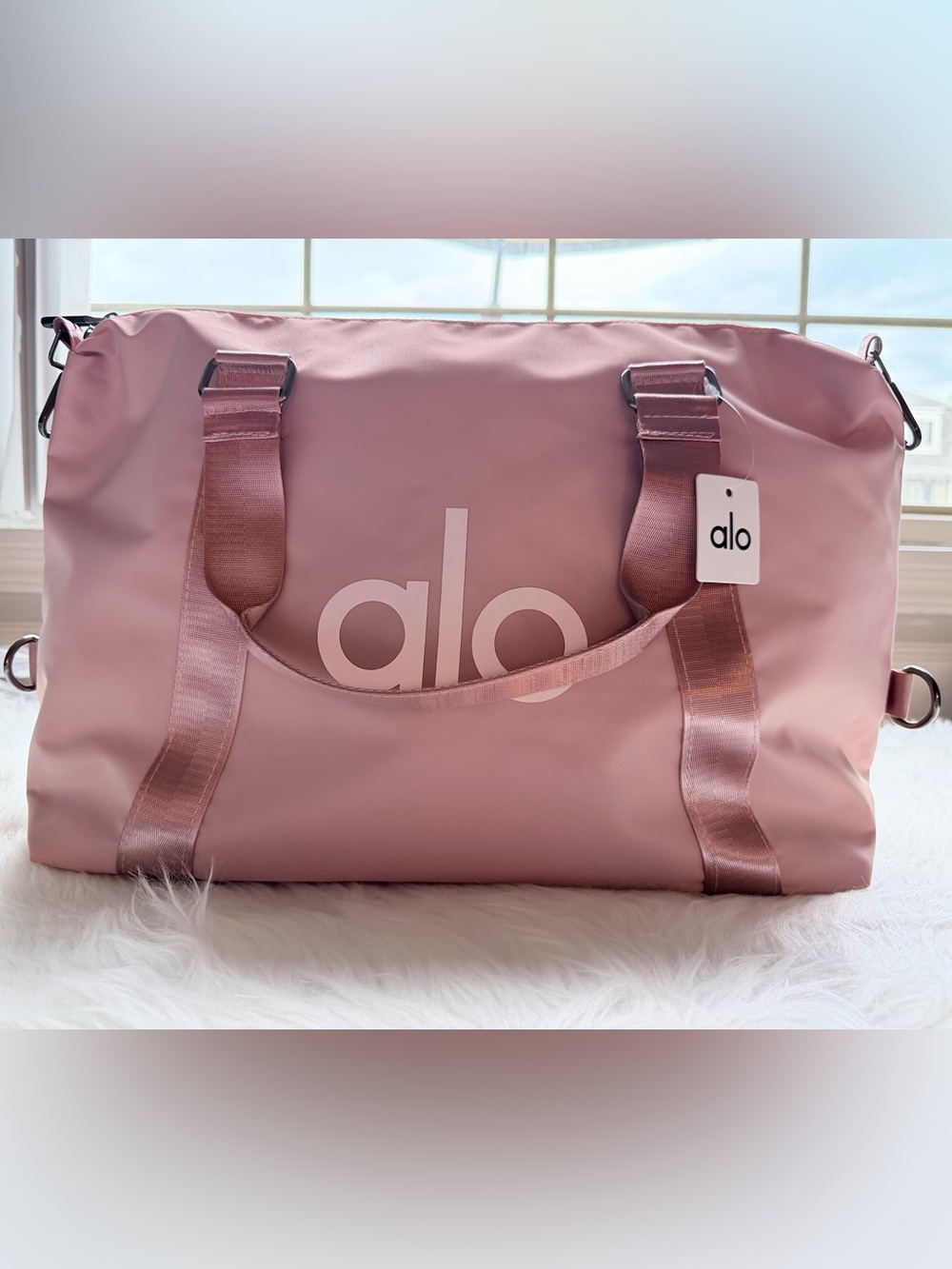 ALO Yoga Blush Pink Travel Duffle Bag - Picture 2 of 5